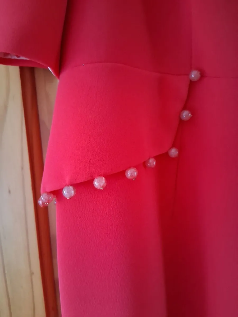 Mother of bride dress & fascinator - Image 4