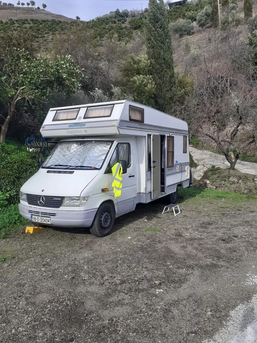 Mercedes Sprinter 308d Camper - Image 1