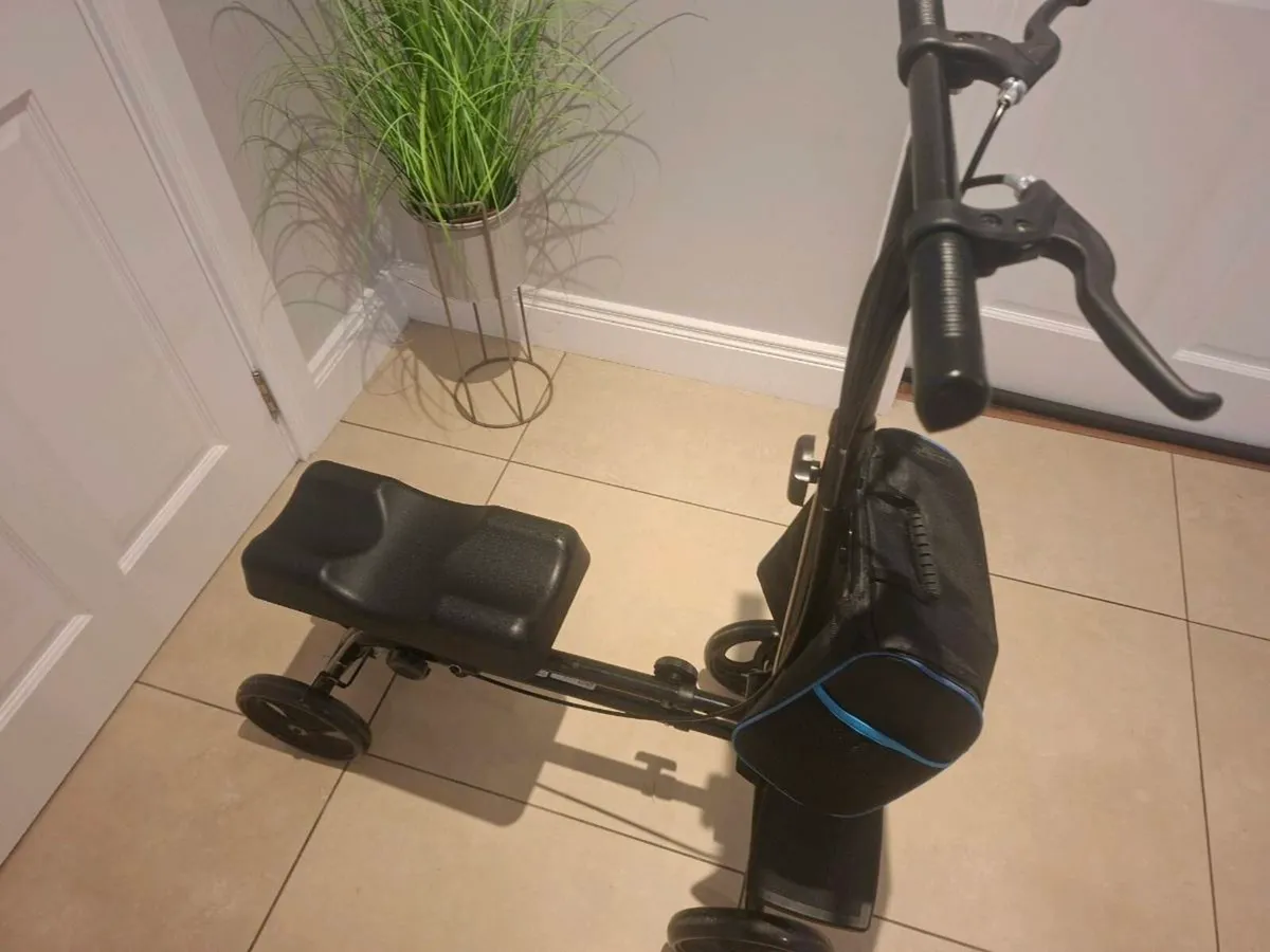 Knee scooter - Image 3