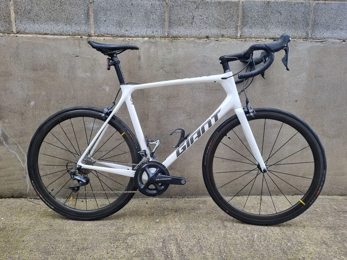 Giant TCR Advanced Pro 1 Bike - Image 1