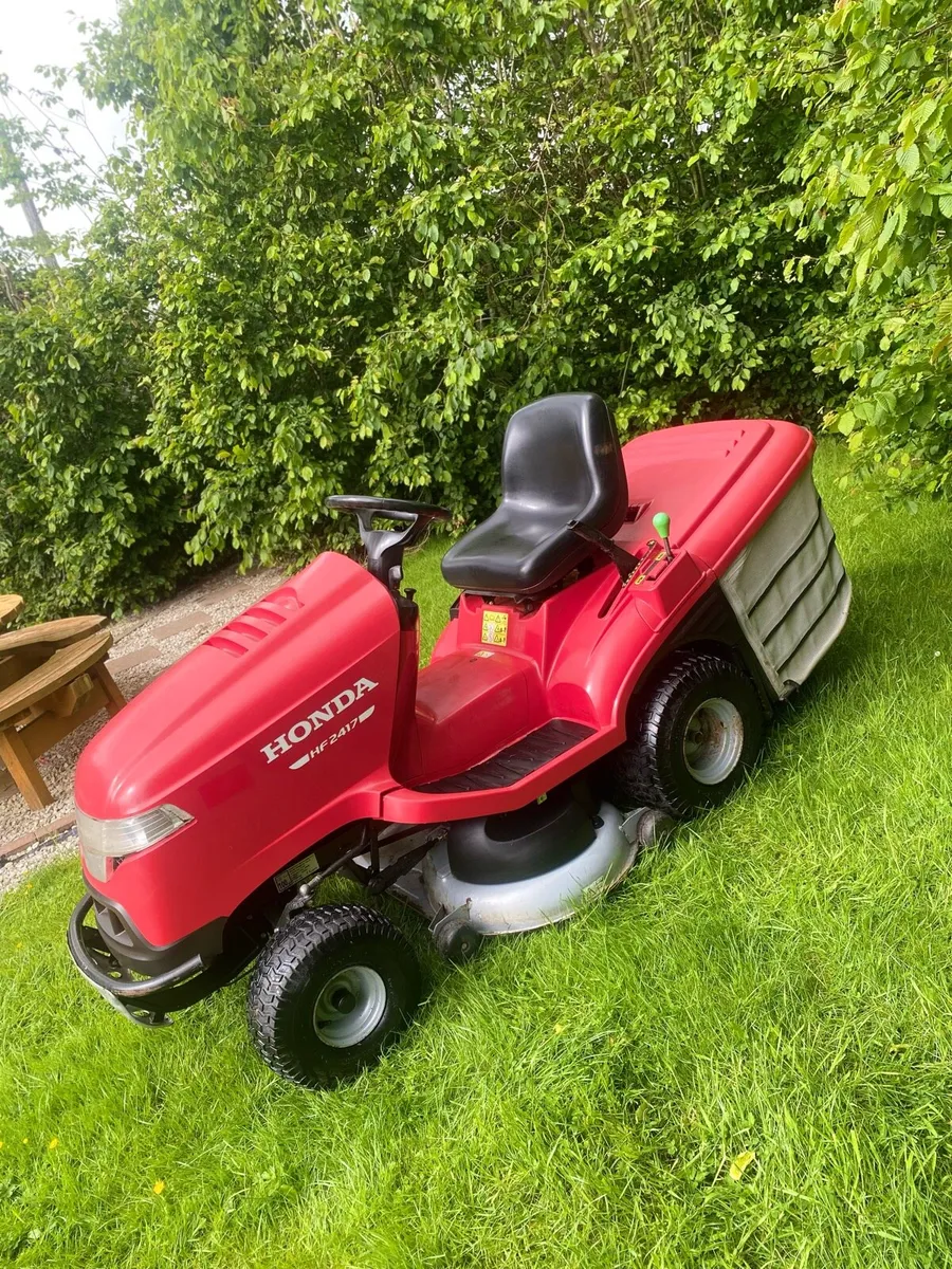 Honda 2417 ride on - Image 3