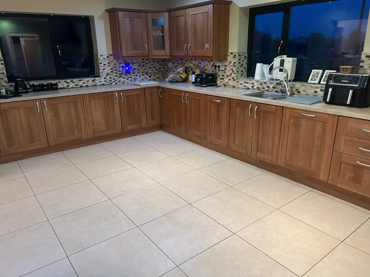 Kitchen - Image 1