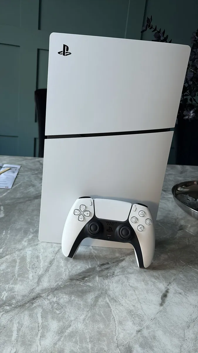 PlayStation 5 slim ps5 - Image 3