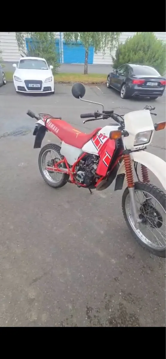Yamaha DT 125 - Image 1
