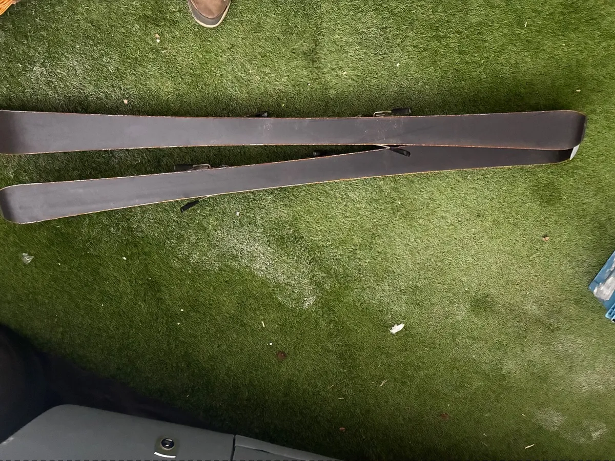 Ladies Skis - Image 3