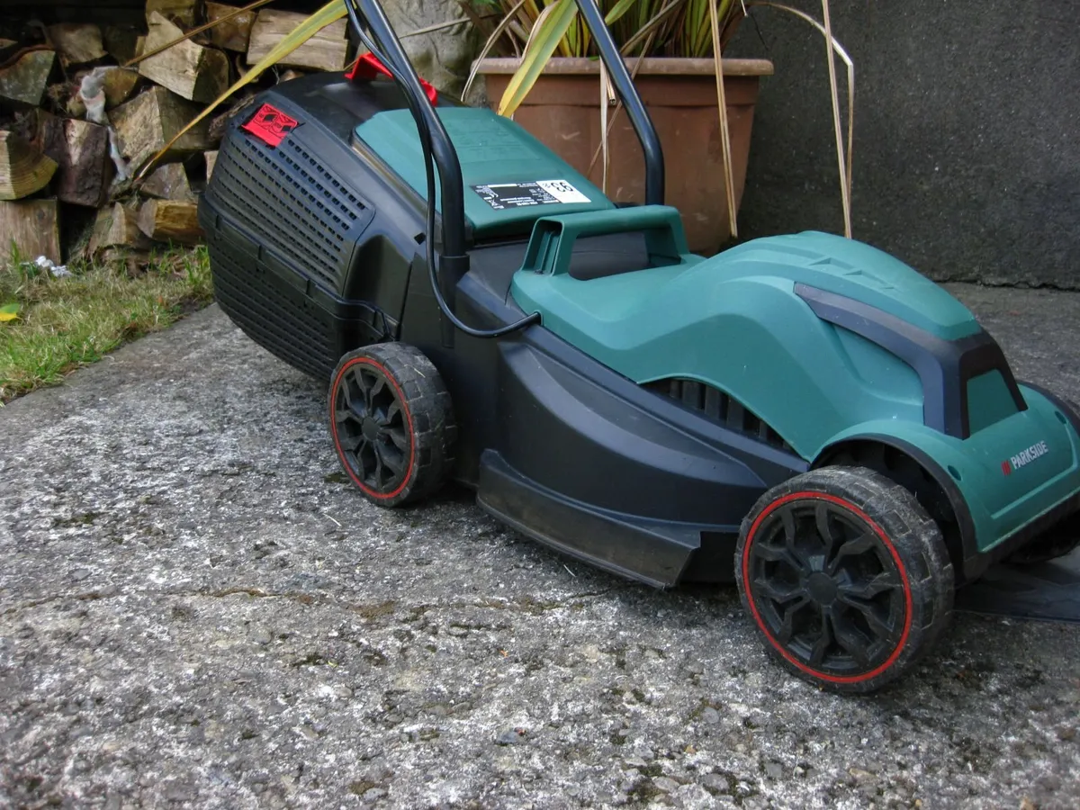 Spotless 2023 Parkside Quality Electric Mower. - Image 4