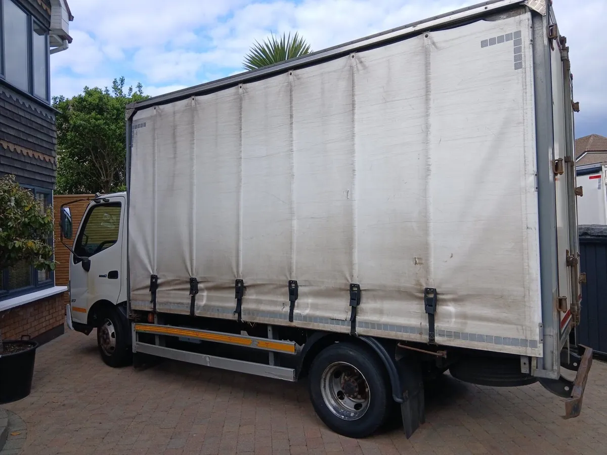 Hino Truck - Image 1
