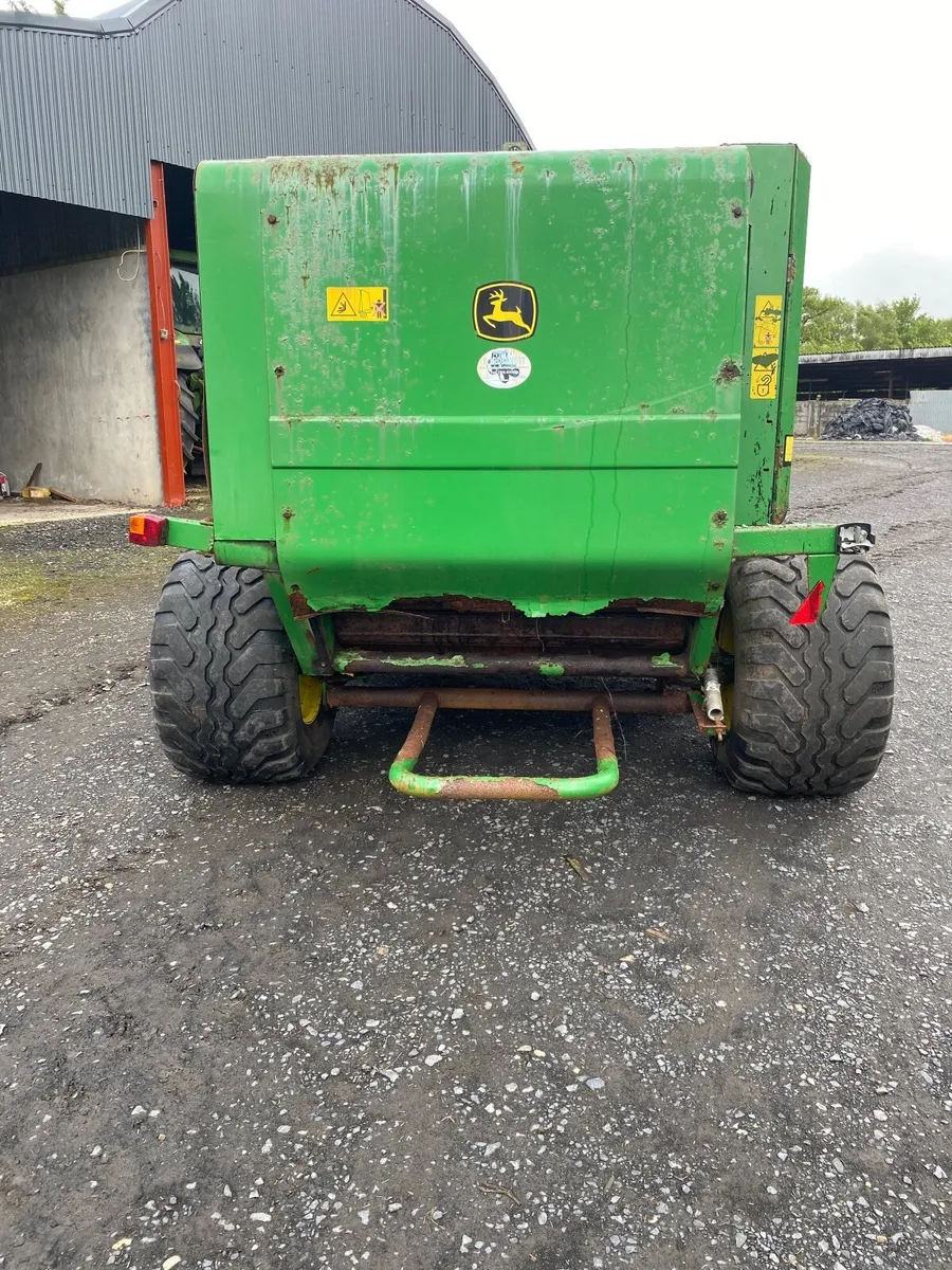 John Deere 575 baler - Image 4