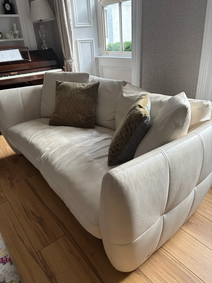 White Leather Couches need gone - Image 1