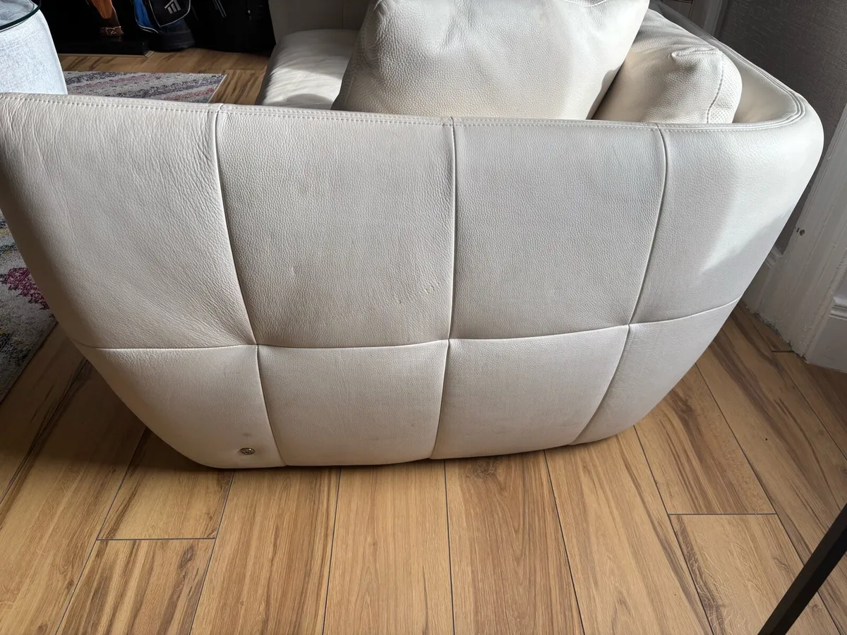 White Leather Couches need gone - Image 4