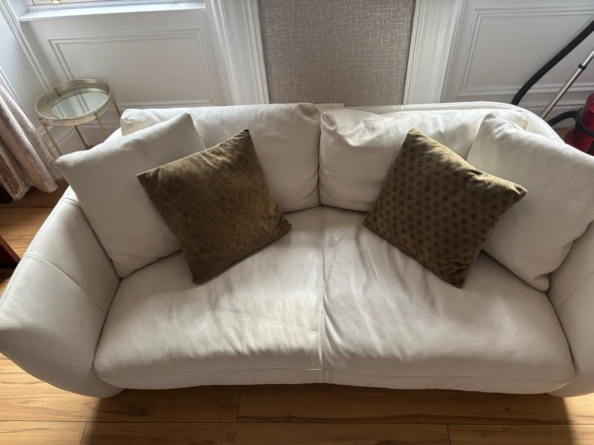 White Leather Couches need gone - Image 2