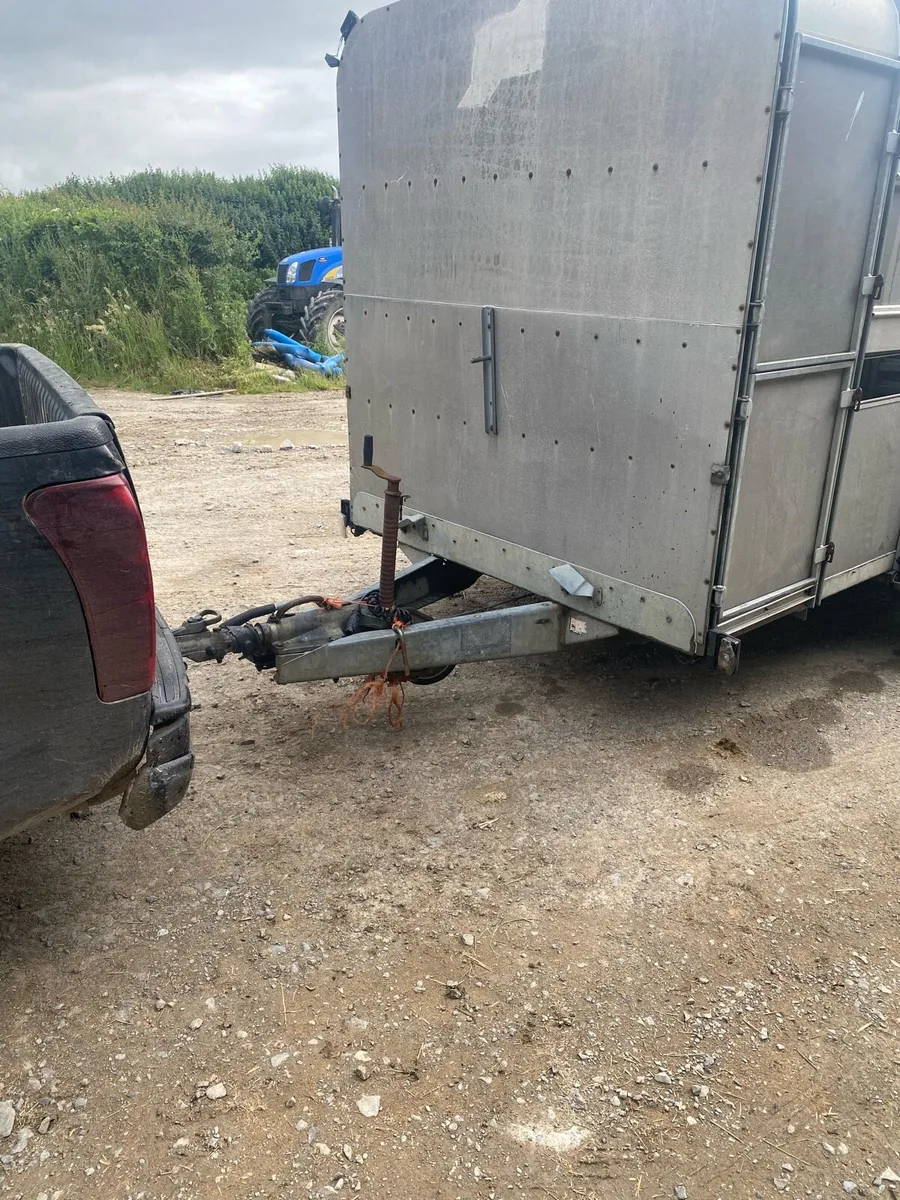 Ifor Williams cattle box - Image 3