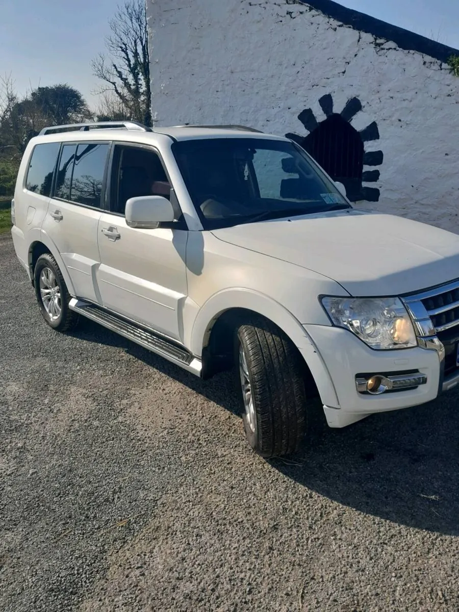 Mitsubishi pajero - Image 3