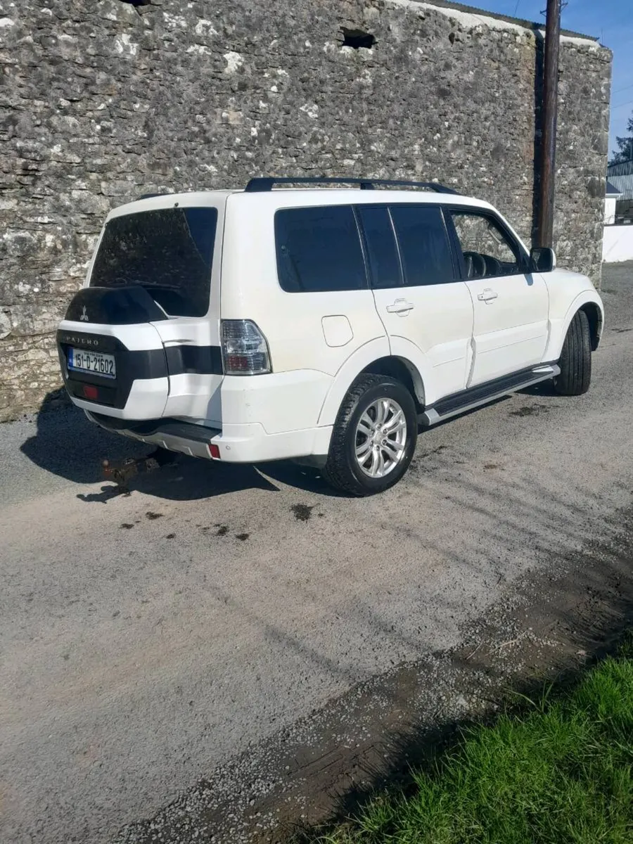 Mitsubishi pajero - Image 4