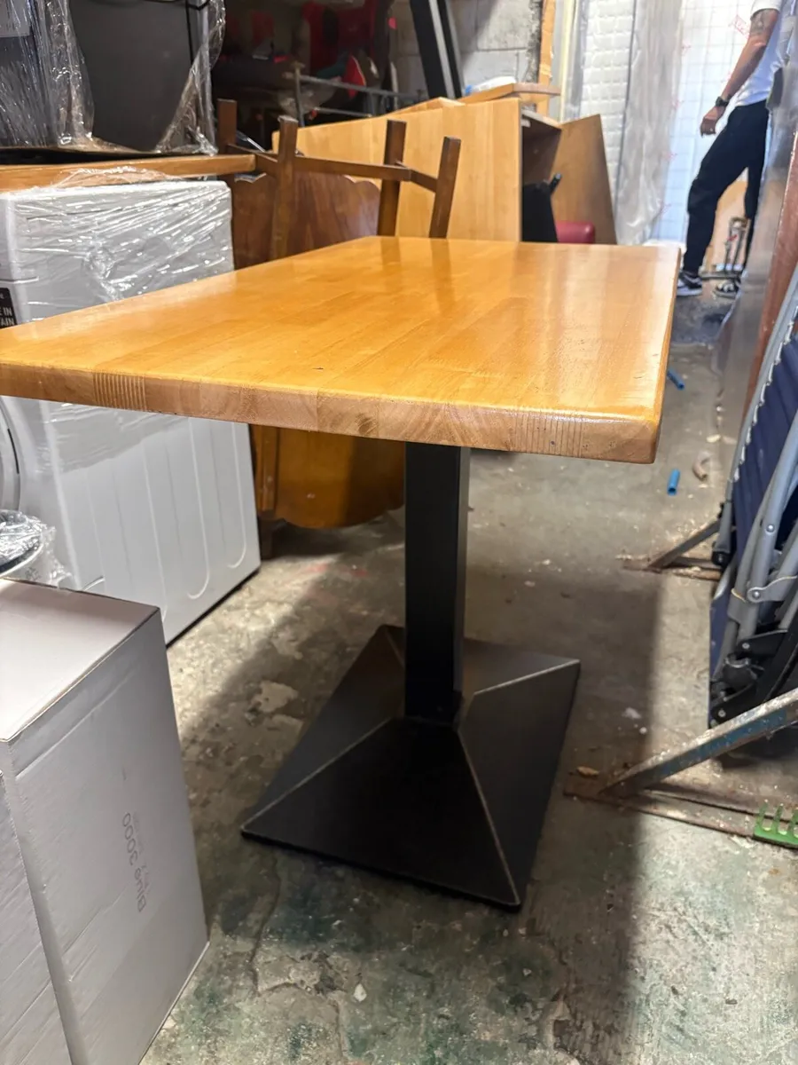 Tables and couches - Image 2
