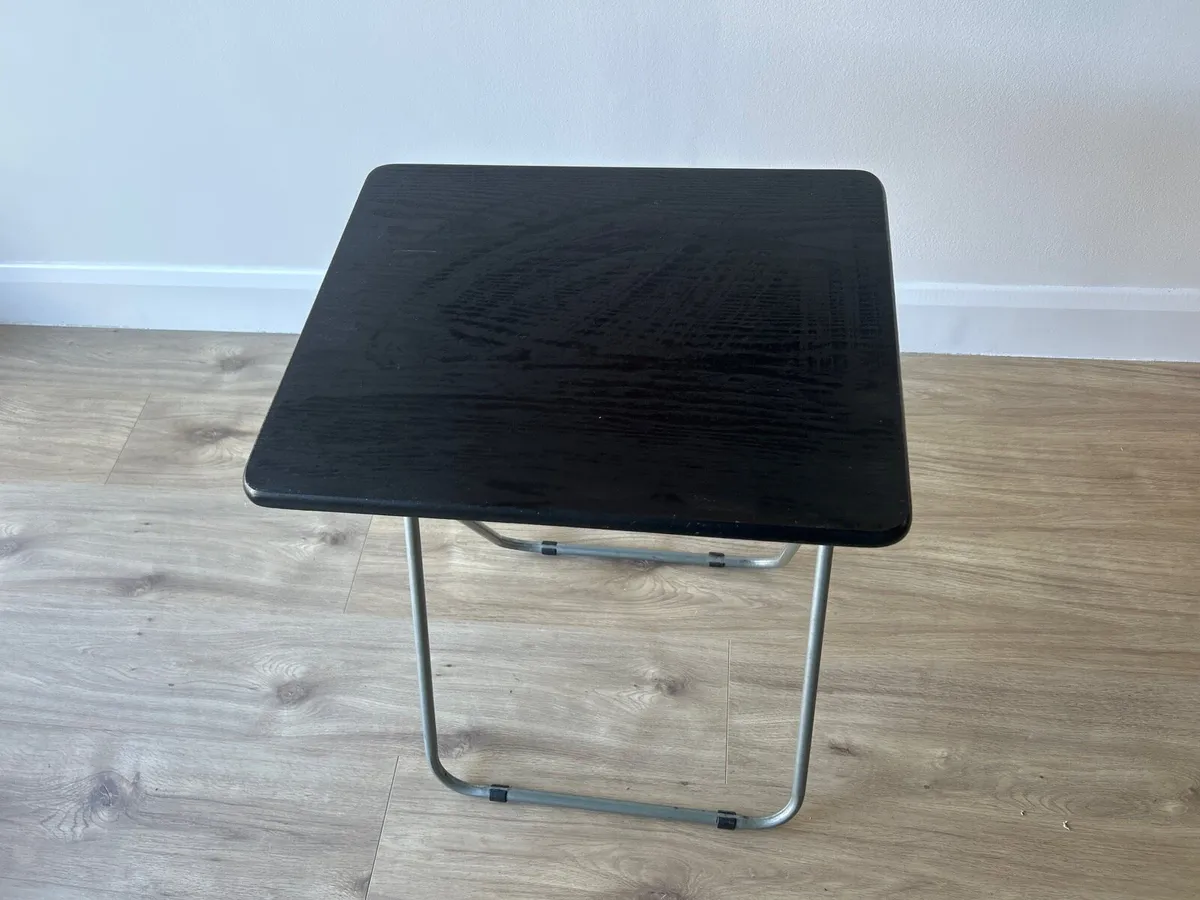 Camp table, chair, bed - Image 2