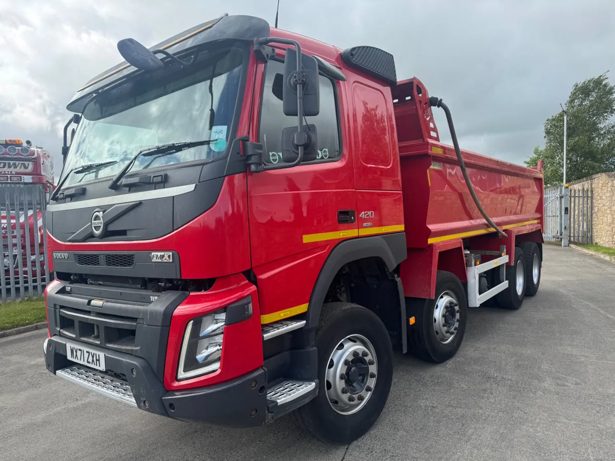 2022 Volvo FMX 420 8x4 Tipper - Image 3