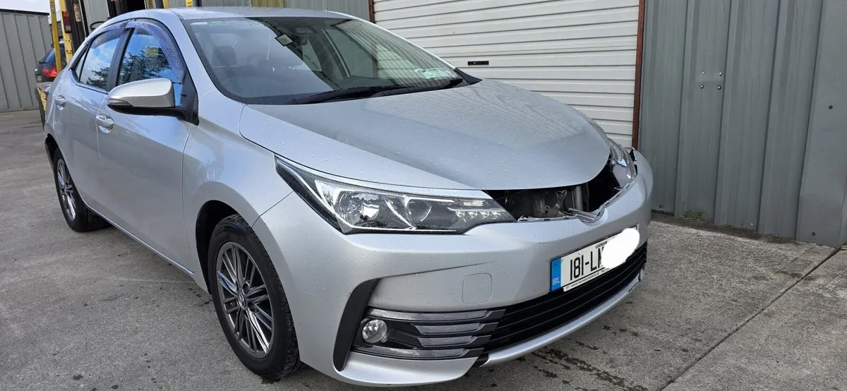 181 TOYOTA COROLLA LUNA - Image 1