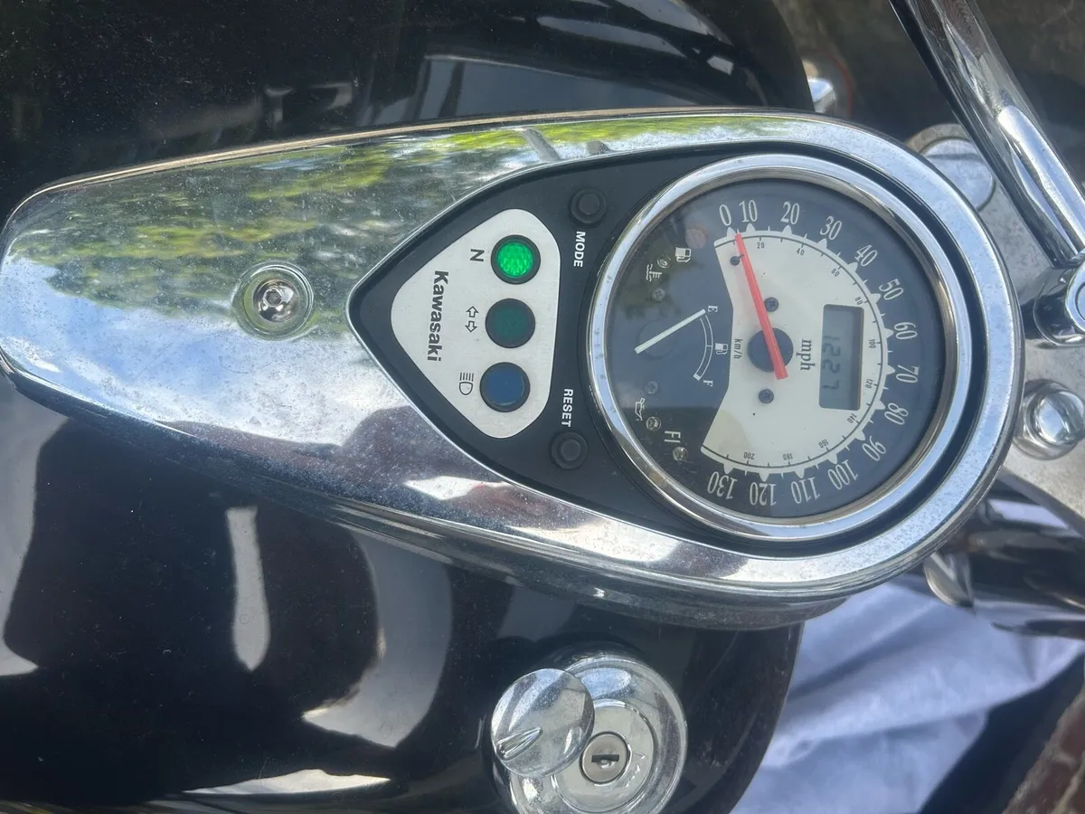 Kawasaki VN900 - Image 2