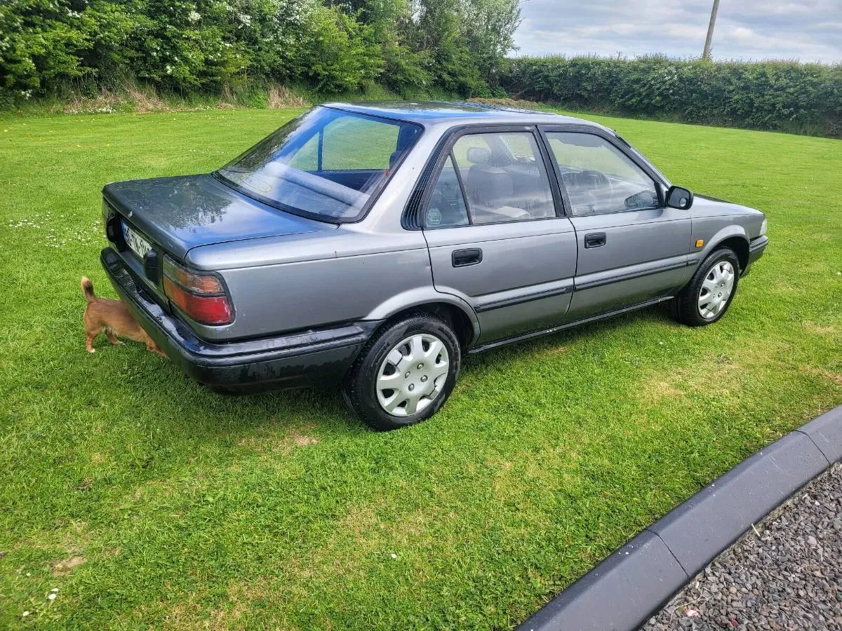 Toyota corolla vintage low mileage - Image 2