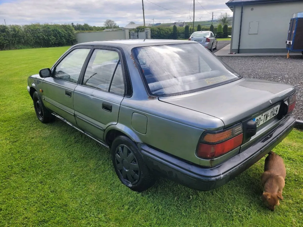 Toyota corolla vintage low mileage - Image 3