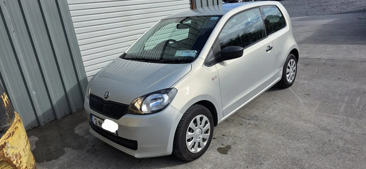 12 SKODA CITIGO - Image 3
