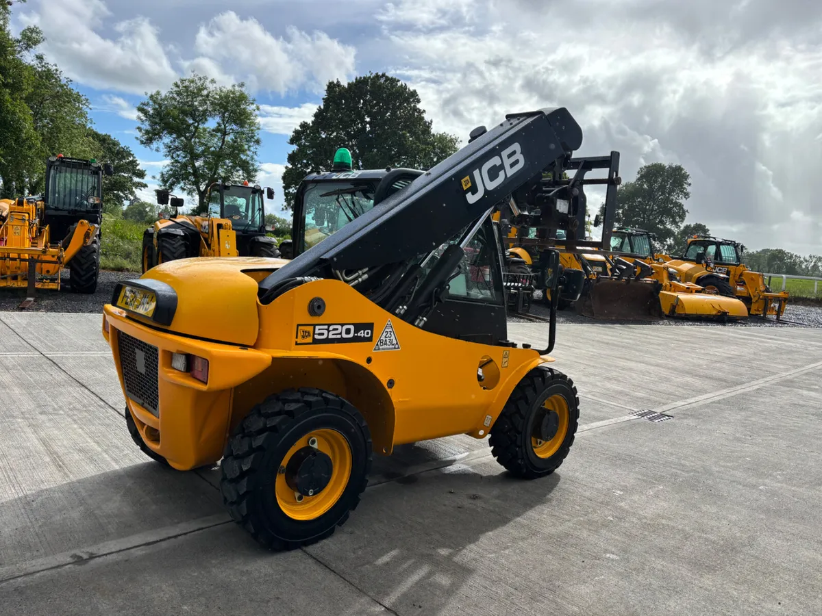 2021 JCB 520-40   (955 Hours) - Image 3
