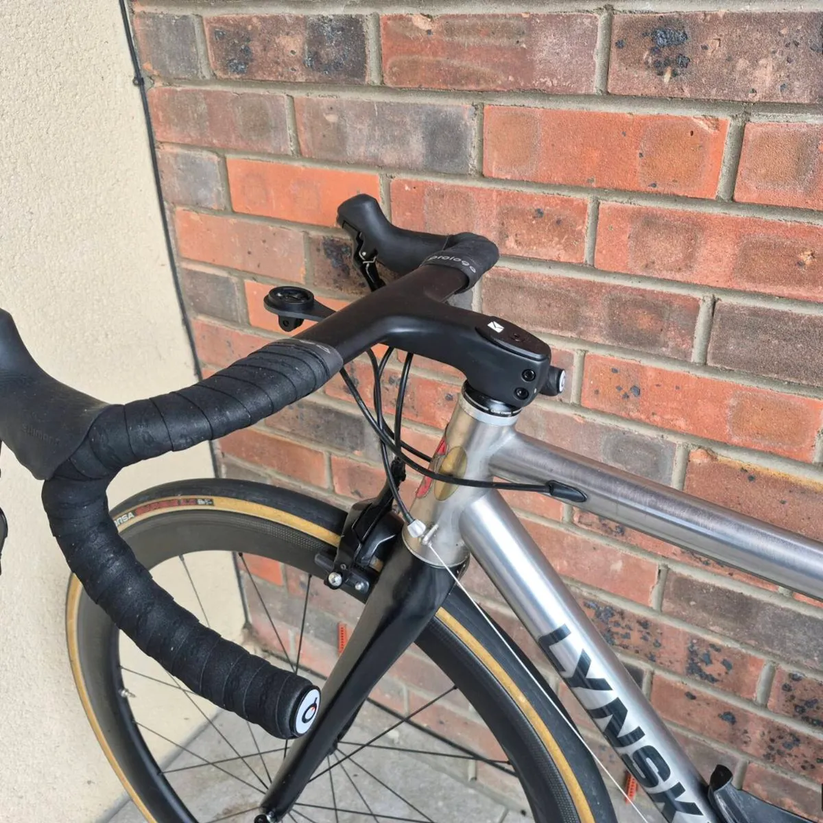 Lynskey R260 Titanium 19" Road Bike - Image 3