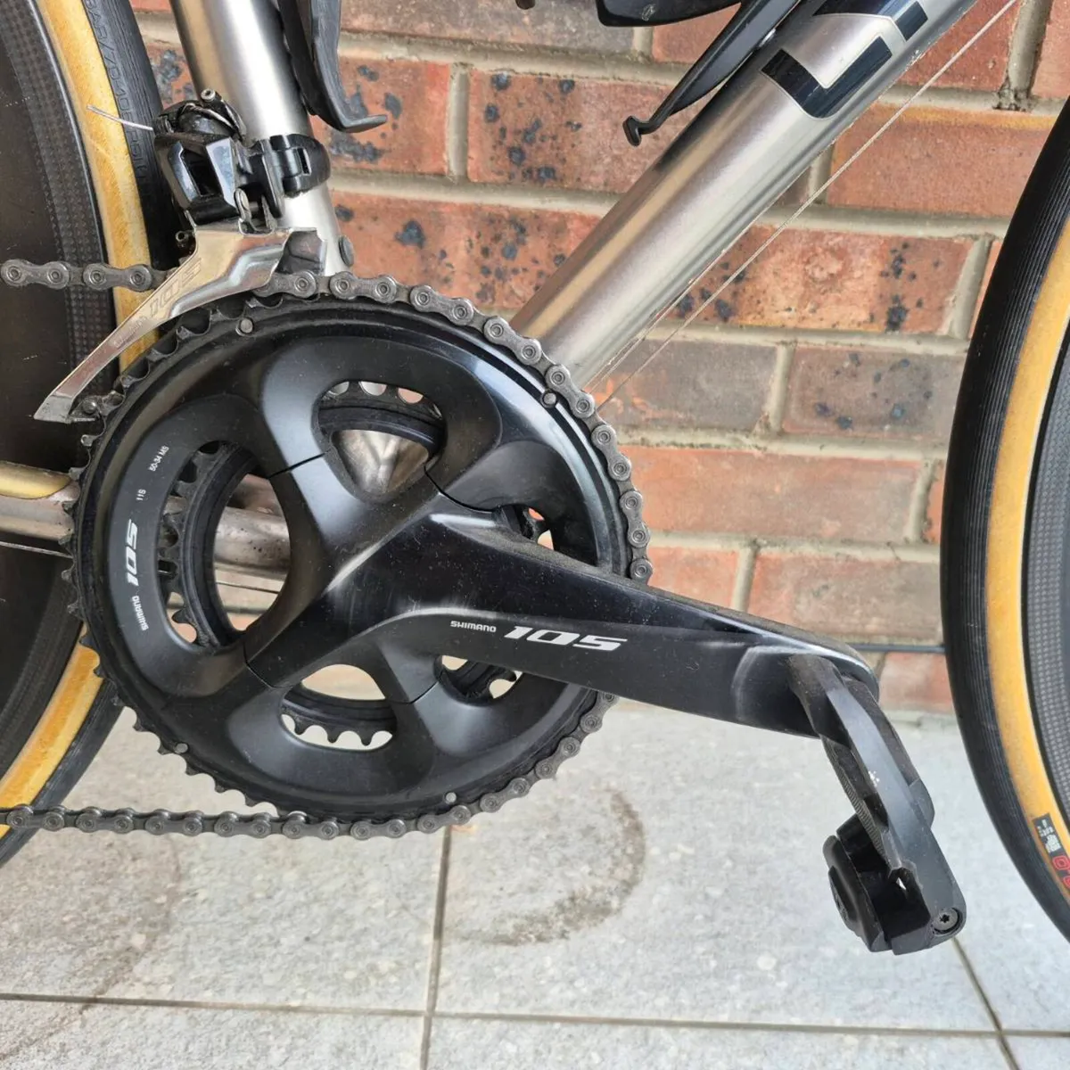 Lynskey R260 Titanium 19" Road Bike - Image 4