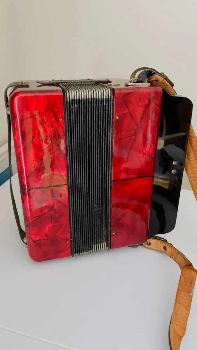 Hohner Accordion D/D# - Image 2