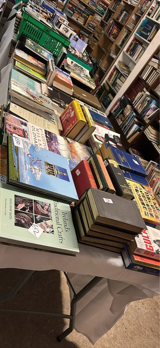 Range of books in different categories and dvds - Image 2
