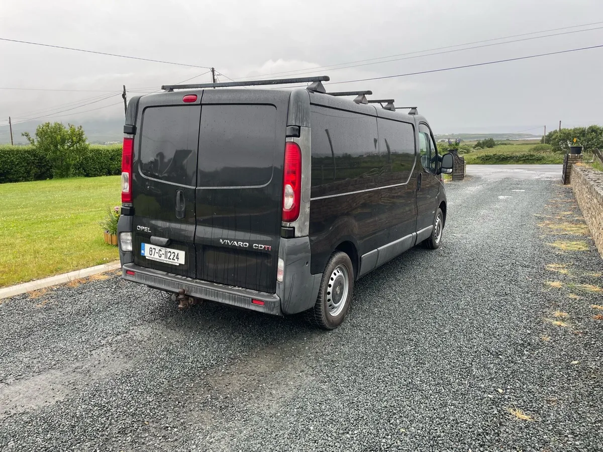 Vauxhall Vivaro - Image 4