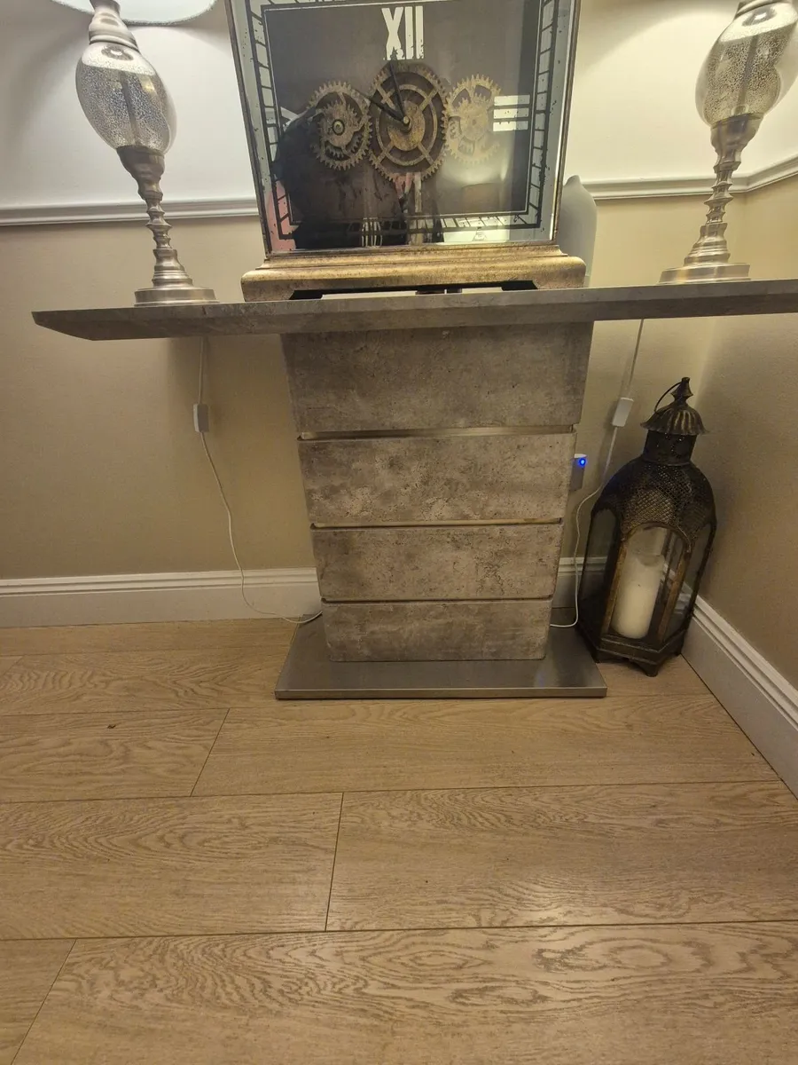 Console table - Image 4
