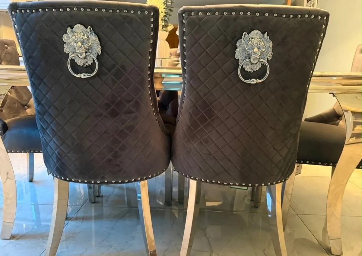 Table & 6 Chairs - Image 2