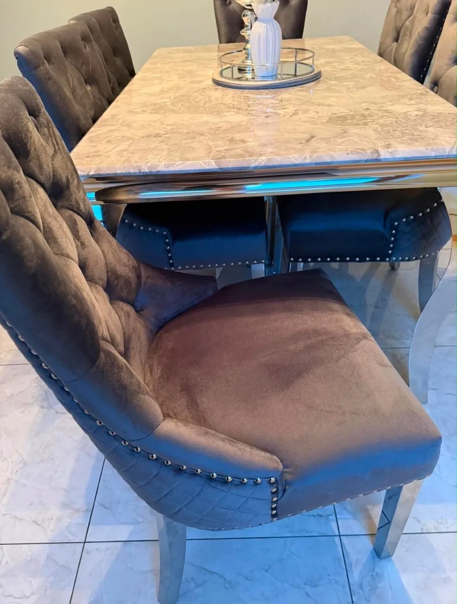 Table & 6 Chairs - Image 3