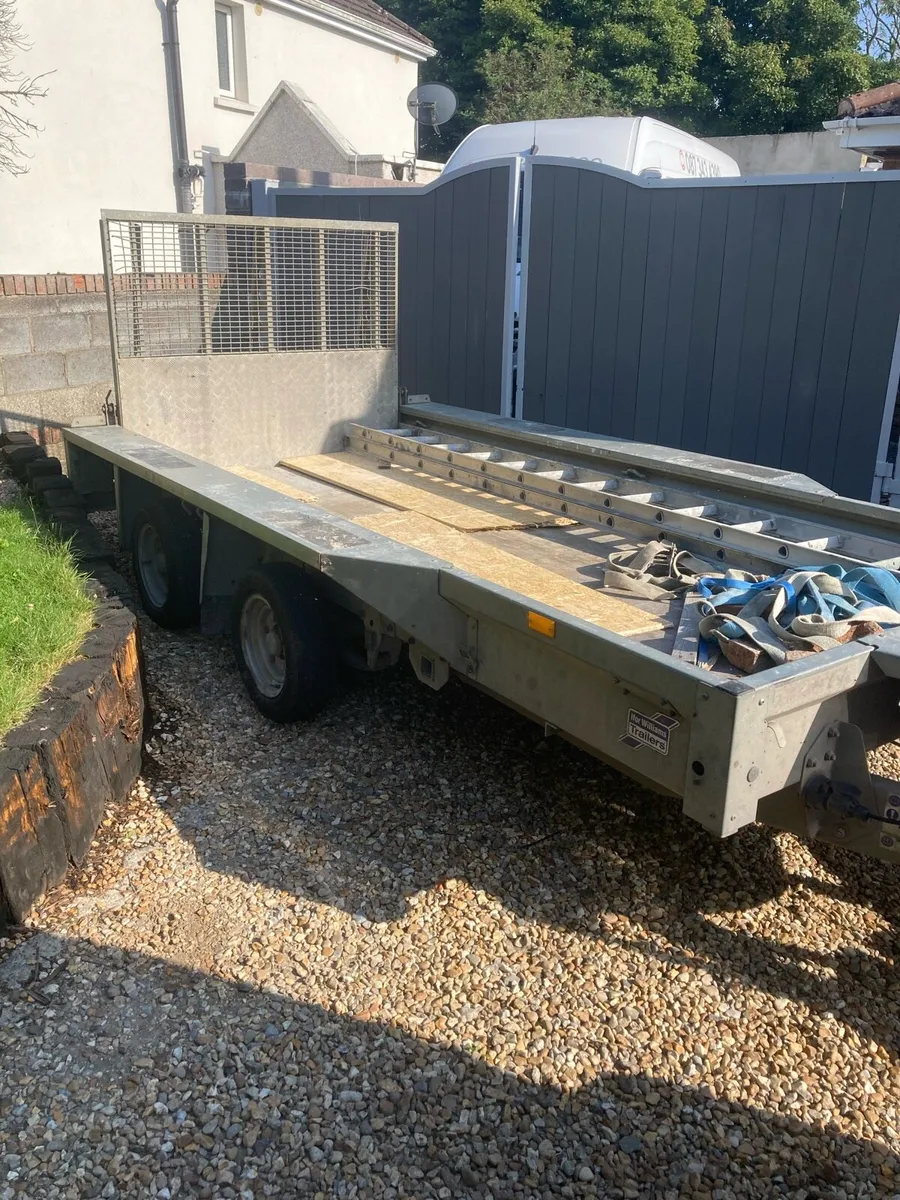 Large ifor Williams plant trailer - Image 1