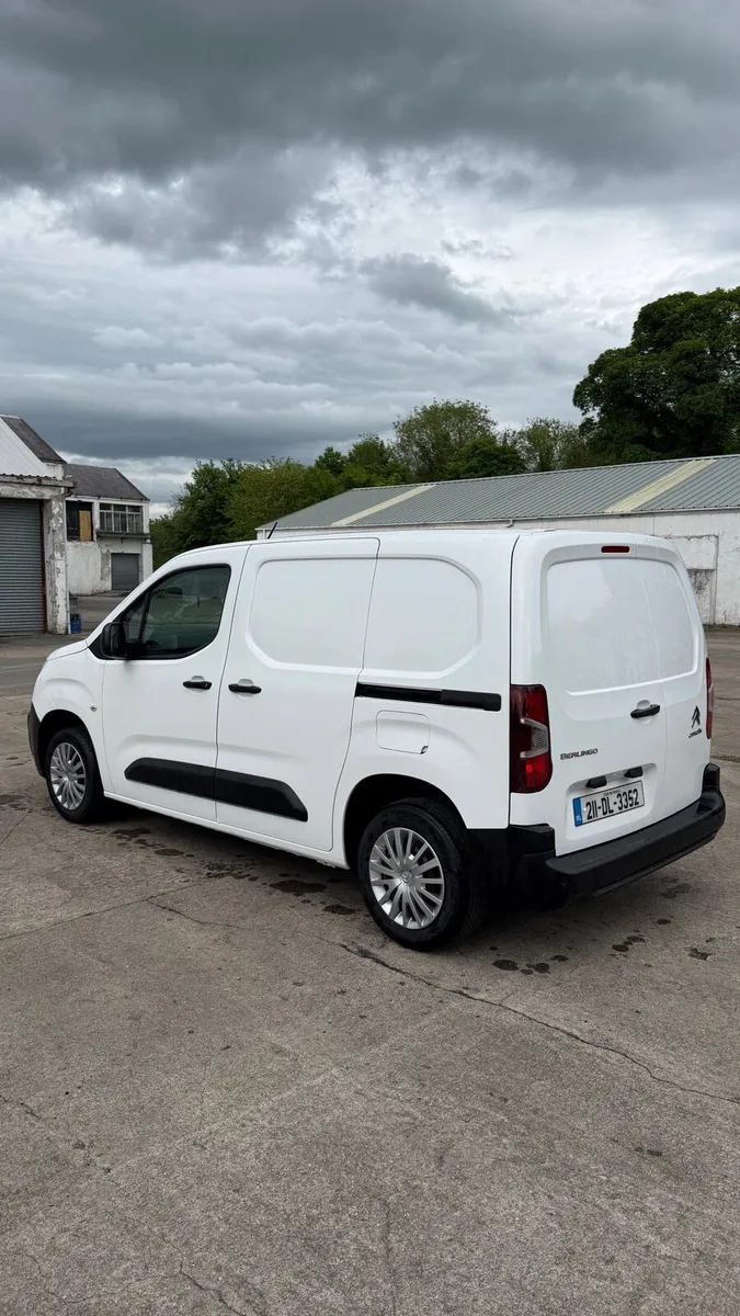 Citroen Berlingo 2021 - Image 3