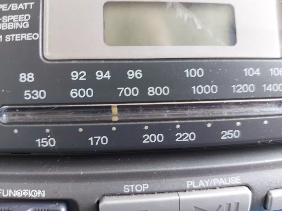 AIWA Hifi Stereo System, Model CA-DW310, Portable - Image 3