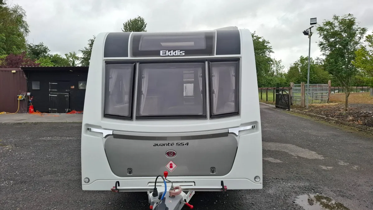 Elddis Avante island bed caravan - Image 2