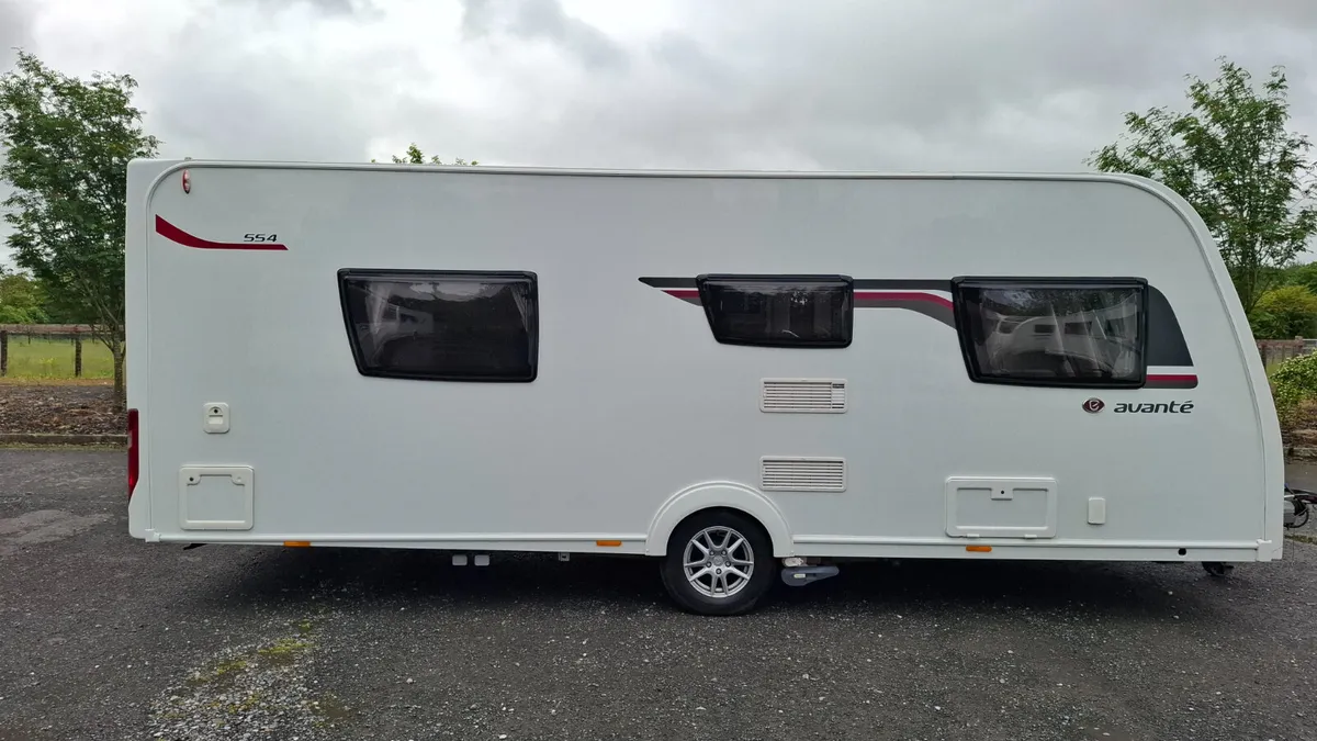 Elddis Avante island bed caravan - Image 3