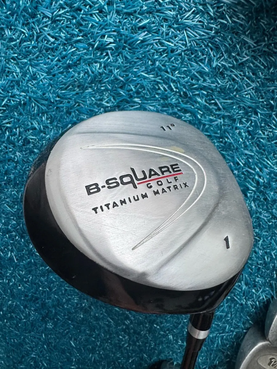 Clubs, Titleist bag, Balls, Tees - Deal - Image 3