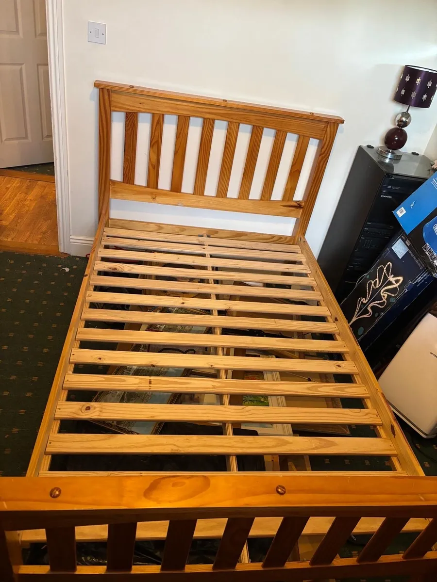 Double bed frame