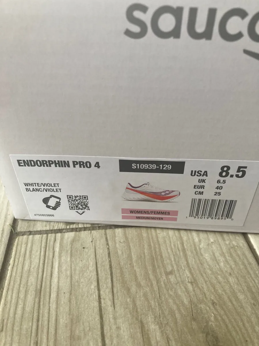 Women’s Saucony Endorphin Pro 4 - Image 1