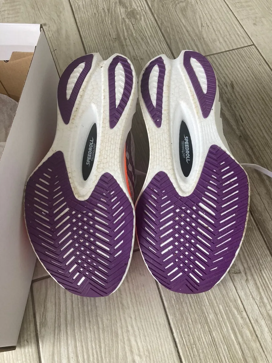 Women’s Saucony Endorphin Pro 4 - Image 2