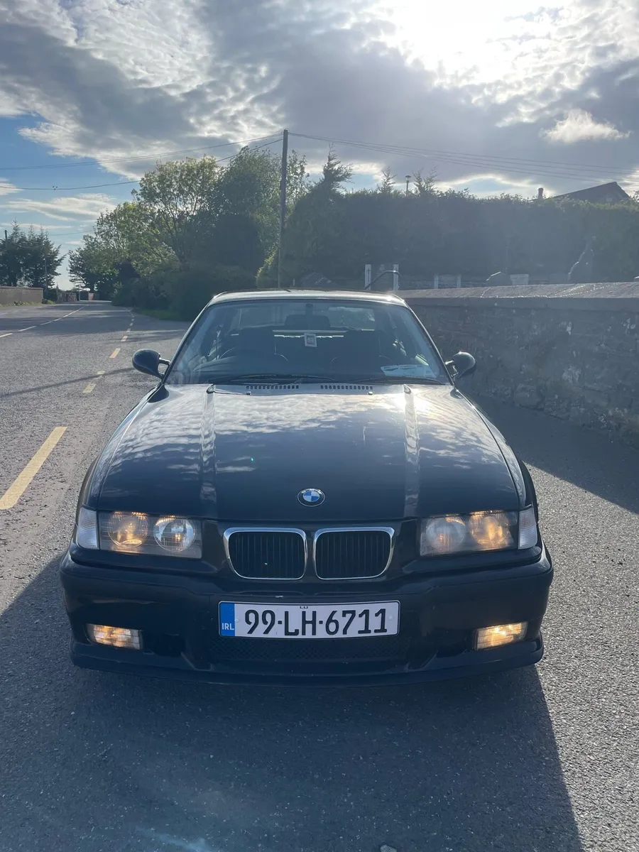 BMW E36 318is Coupe - Image 3