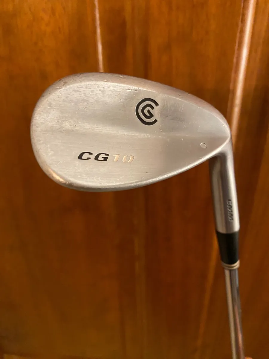 Cleveland CG 10 56 Degree Sand Wedge - Image 1