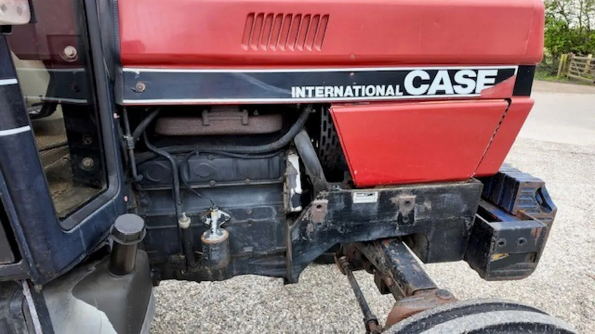 CASE 785 XL 2wd - Image 4