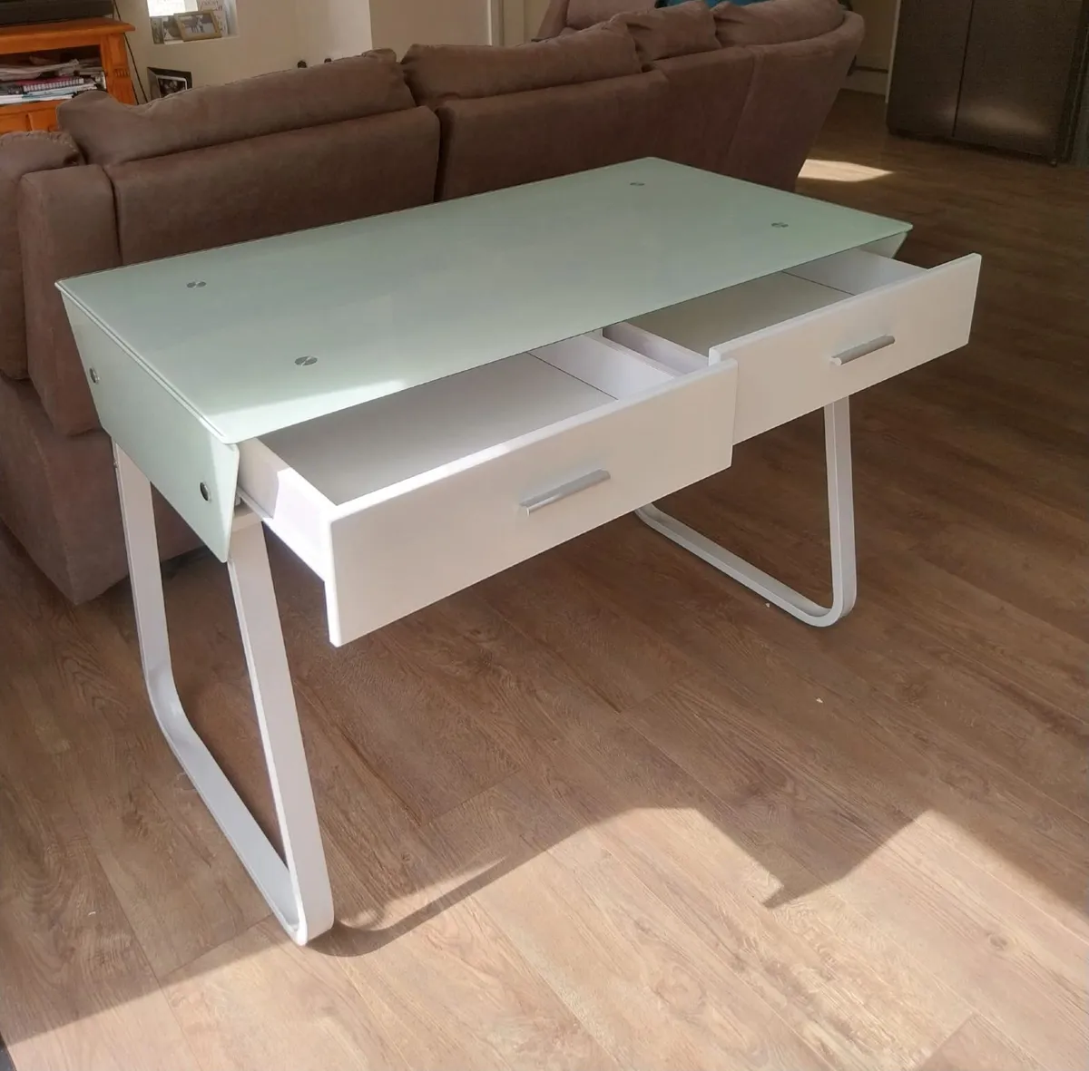 Desk - Image 1
