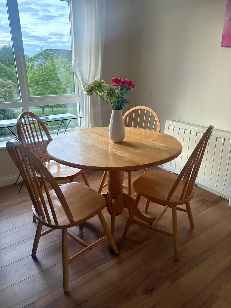 Kitchen Table and Chairs
