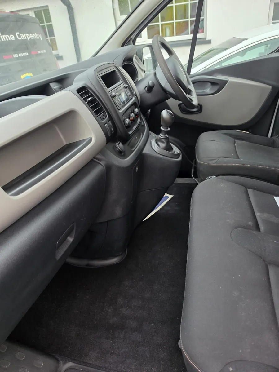 Renault Trafic 2015 - Image 4